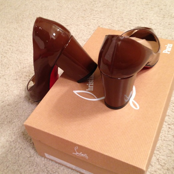 Authentic Christian Louboutin Jo - Brown - Picture 4 of 4