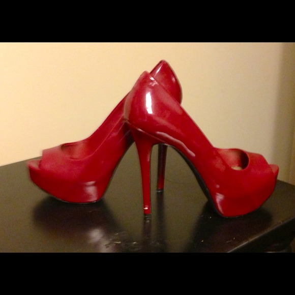 BCBG High Heals ❤
