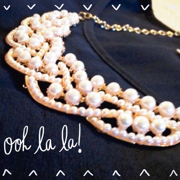 🚫SOLD🚫Gold and Pearl Braided Necklace