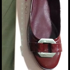 Bandolino women's shoes size 10 wine in color