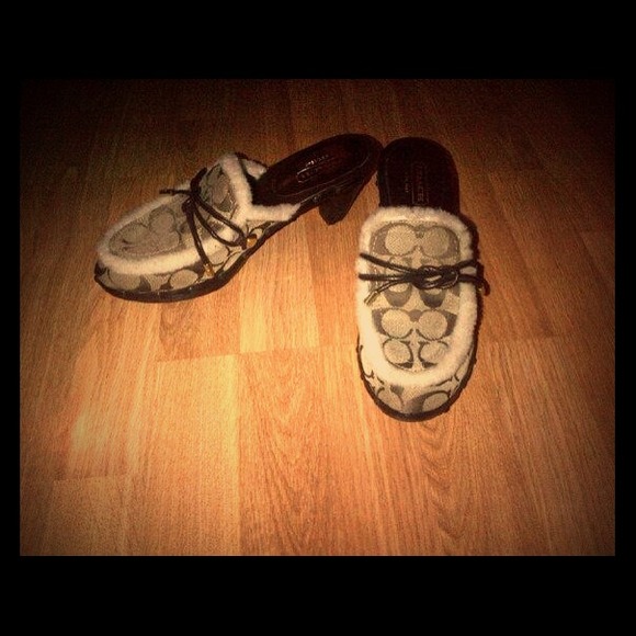 Size 8 Coach Clogs. - Picture 1 of 1