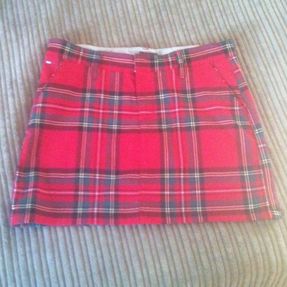 Tommy Hilfiger plaid skirt