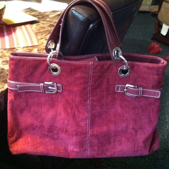 Tommy Hilfiger Handbags - Purse