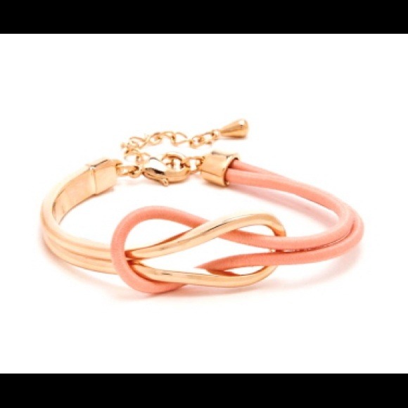 Hannah Beury Jewelry - Knot Bracelet