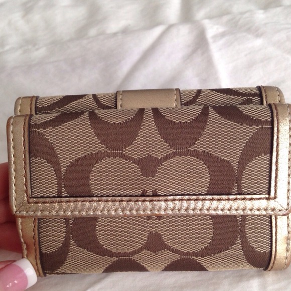 🚫SOLD locally🚫 Authentic Coach wallet - receipt - Picture 3 of 4