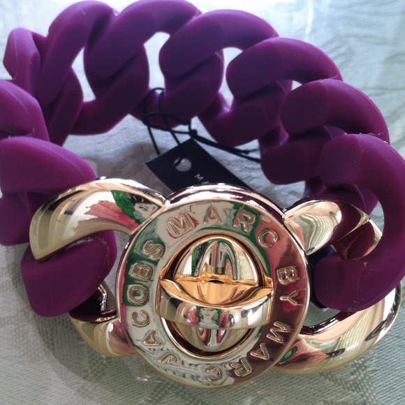 ❌SOLD❌💜 Marc by Marc Jacobs Lock Bracelet - Picture 2 of 3