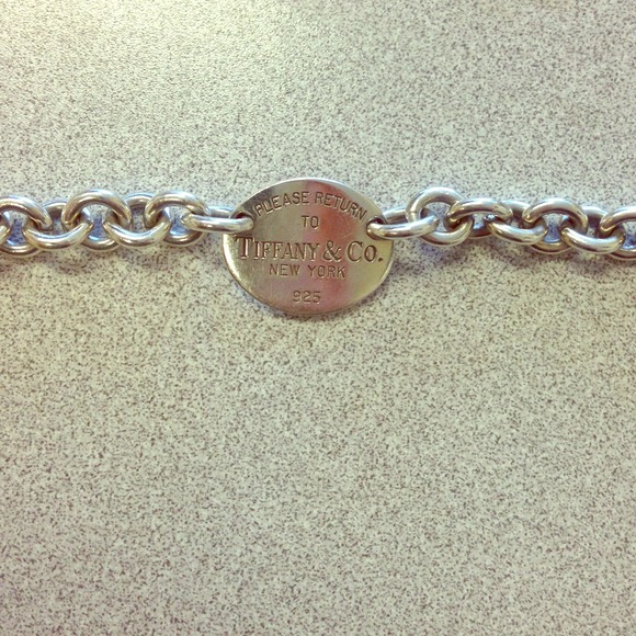 Authentic Return to Tiffany Bracelet !