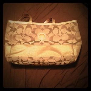 Authentic Coach Baby/Messenger Bag in Gold & Brown
