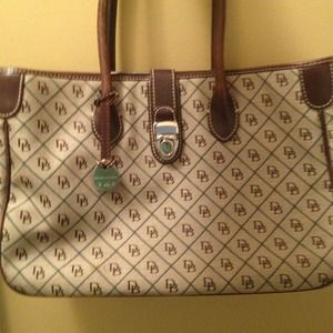 Dooney and Bourke handbag