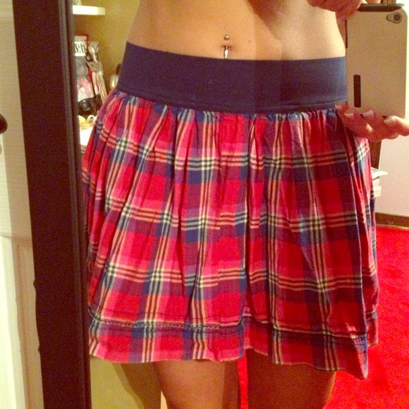 Abercrombie & Fitch Dresses & Skirts - A&F school girl skirt