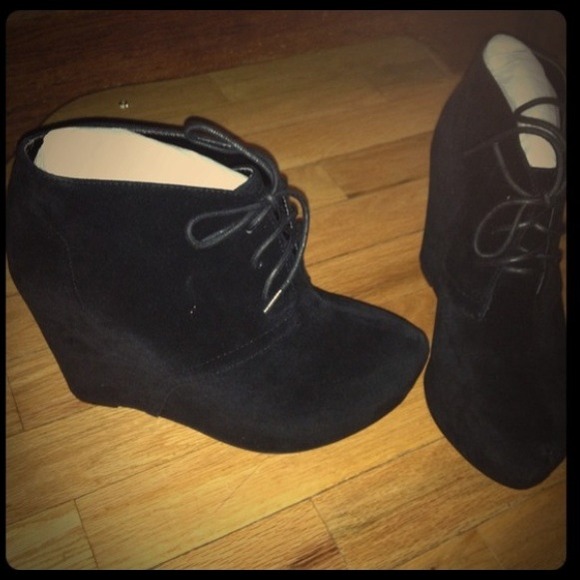 LOOKING FOR!! - Picture 2 of 3