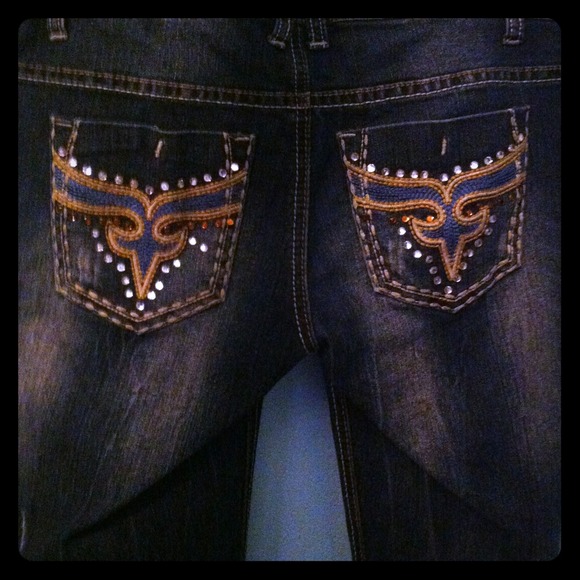 Cute capris - Picture 1 of 2