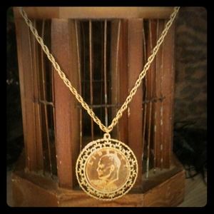 🌹Vintage coin necklace 🌹