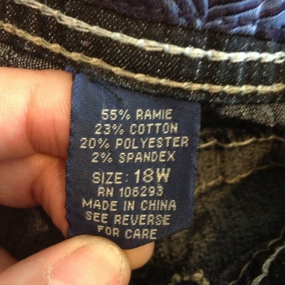 🚫sold in bundle!🚫angels boot cut jeans. 💕 - Picture 4 of 4