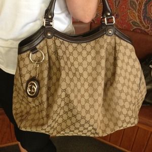 Handbag