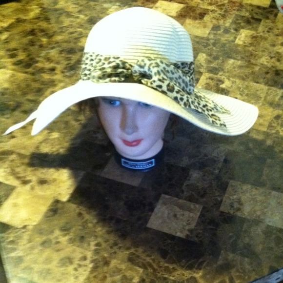 Tan flare hat with leopard scarf from Macy's