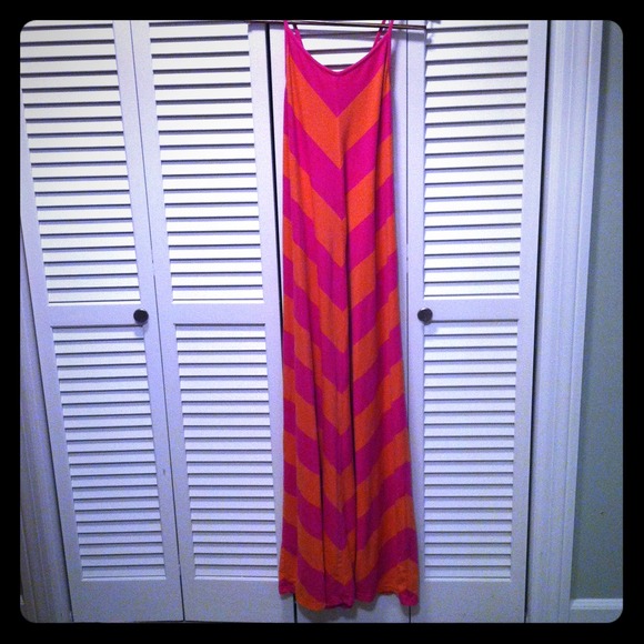 Long Gap chevron pink and orange strip dress