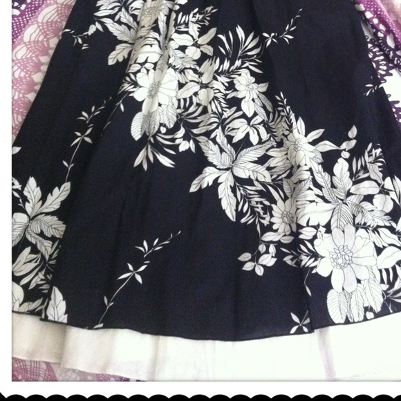❌❌Sold❌❌ - Picture 3 of 4