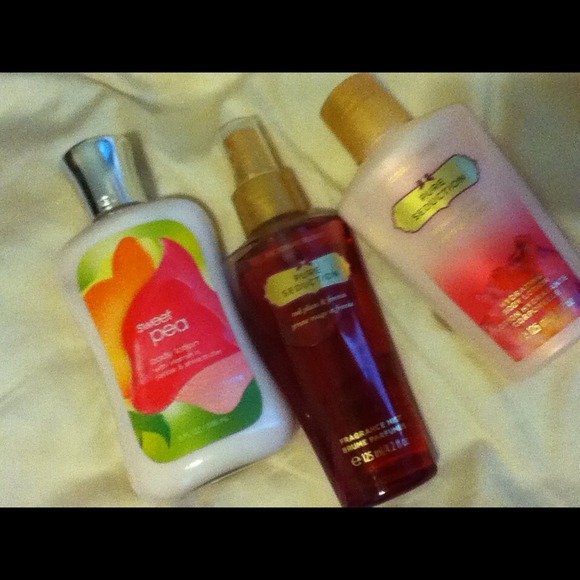 Lotions curling iron and northface bundle