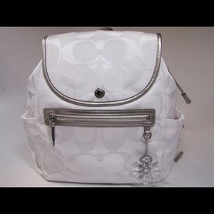 *SOLD*+*Coach back pack F19715. Free bottle
