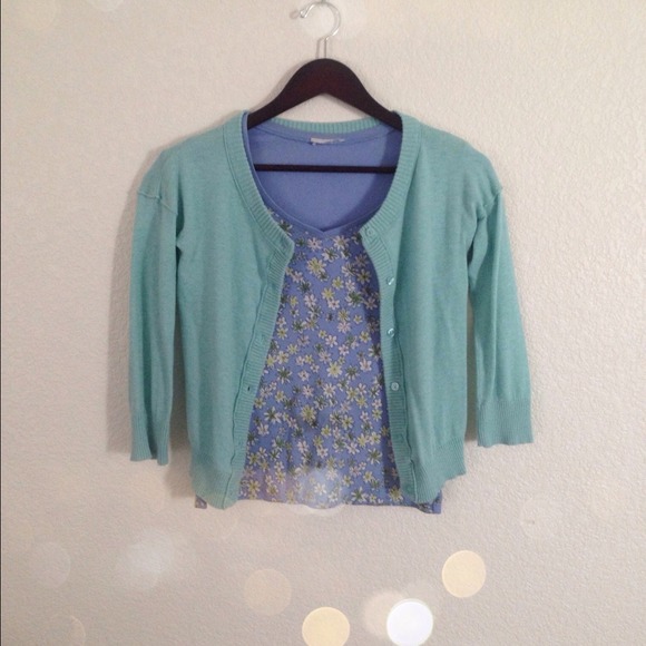 Flower top - Picture 1 of 3