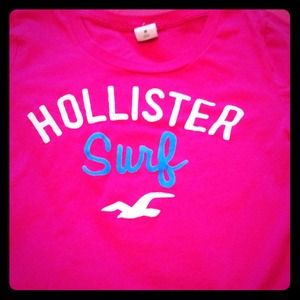 Hollister bright pink tshirt size M