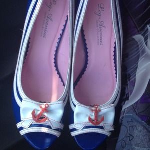 Sailor high heels!