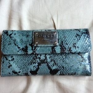 Guess wallet