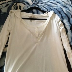 Women's long sleeve hooded shirt