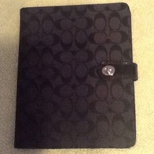 SOLD 🚫Reserved/dveryblessed🚫Coach iPad case