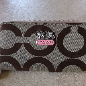 Coach signature wallet