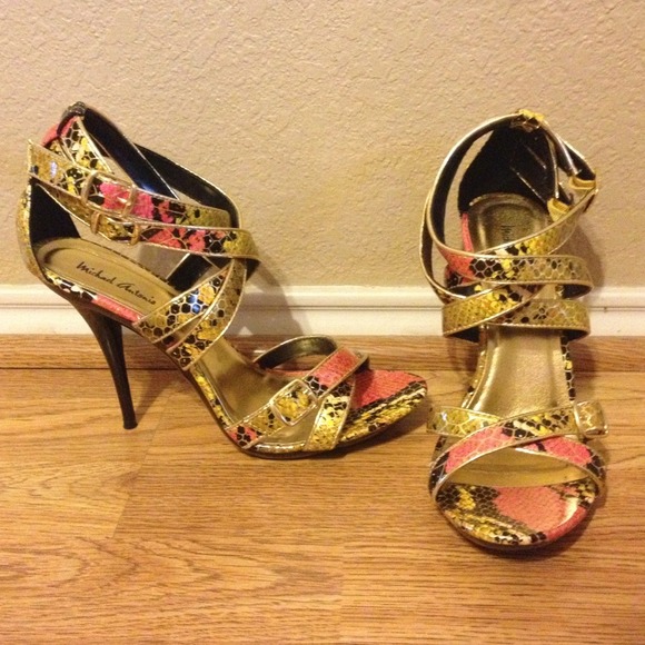 Michael Antonio  Shoes - RESERVED @jlexiann Michael Antonio Snake Skin Heel