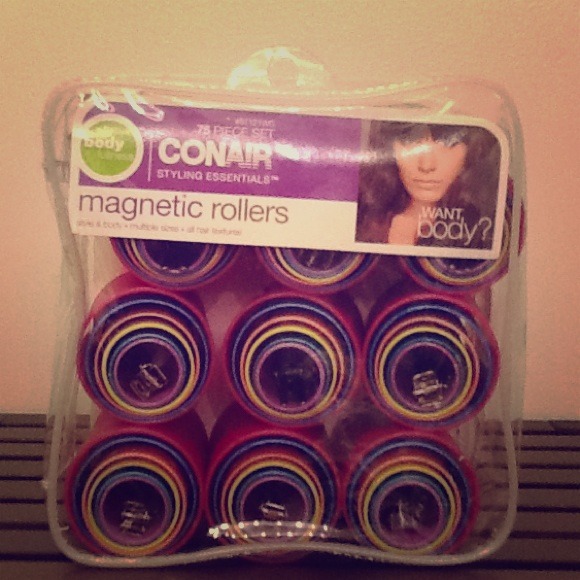 💜***NEW***CONAIR 75 piece magnetic rollers.