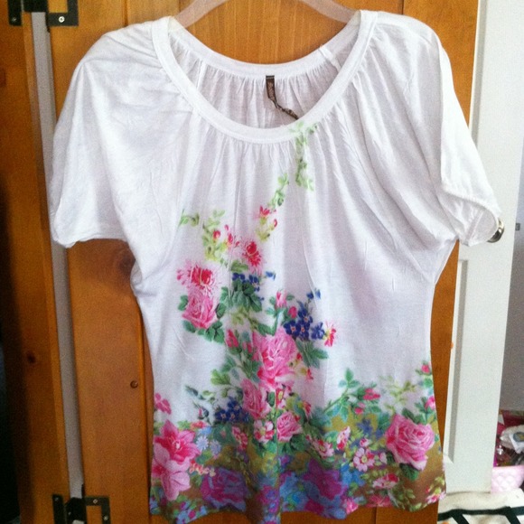 Brand new, never worn soft floral top