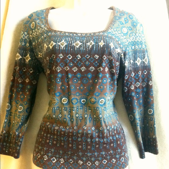 SOLD 🌟Tribal Long Sleeve Shirt🌟
