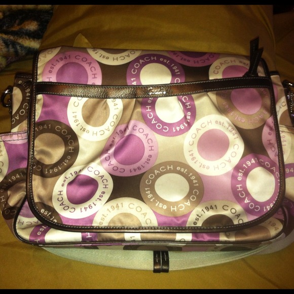 Coach Accessories - Coach messenger bag