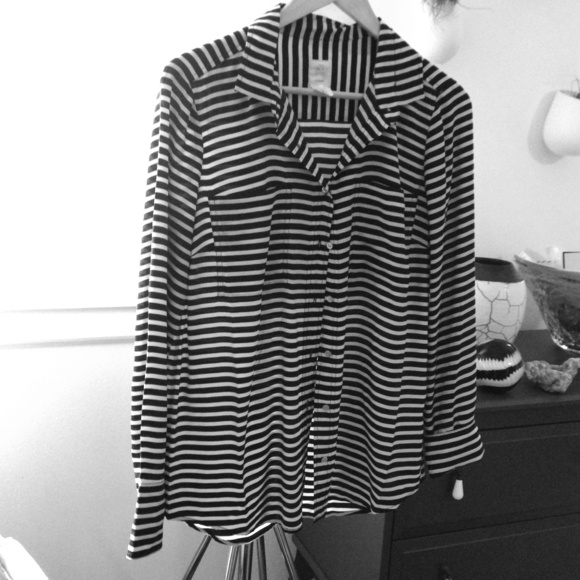 J.Crew boy shirt in navy/white stripe