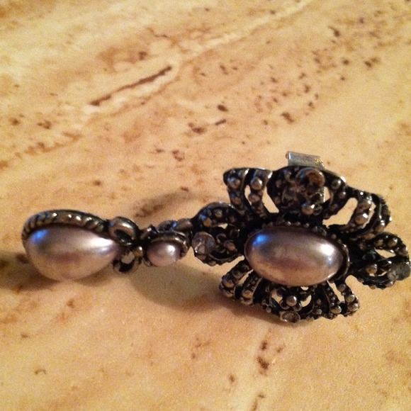 Ring - Picture 3 of 3