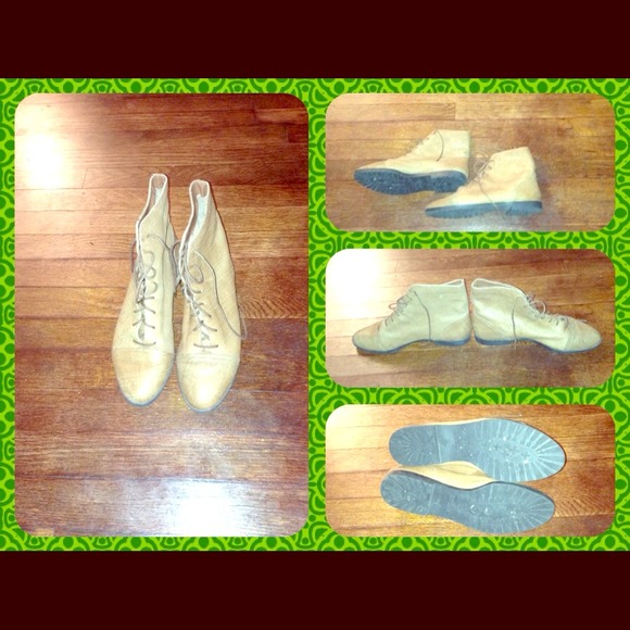 Brown leather boots.⭐⭐sold⭐⭐⭐