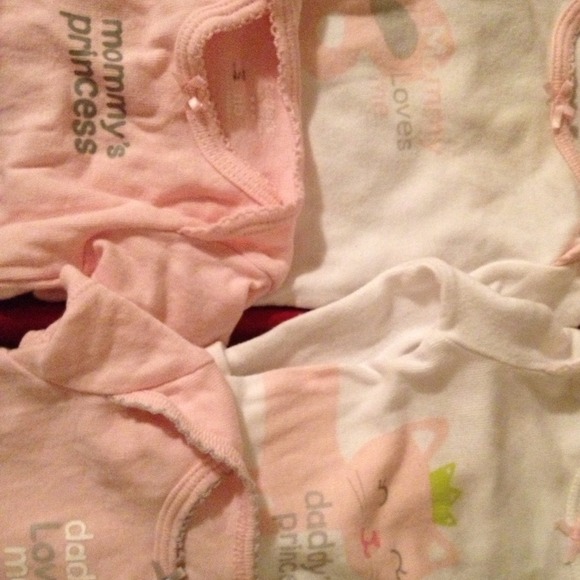 Newborn Carter's - Picture 3 of 3