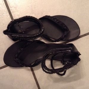 ✳HALF PRICED✳ Zigi SoHo stylish black sandals