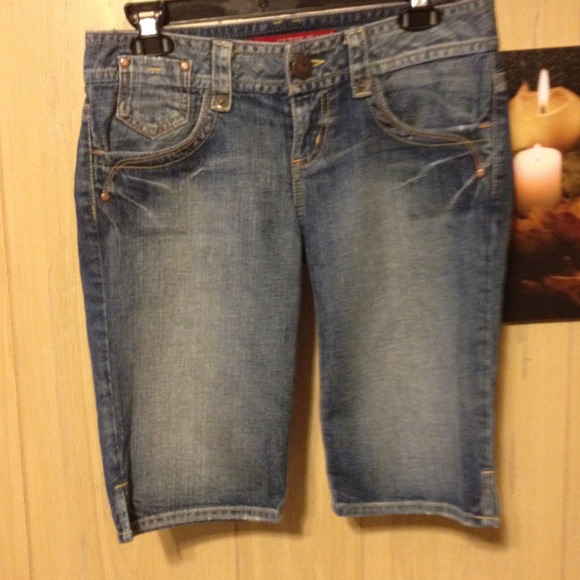 Guess Bermuda shorts