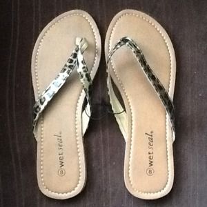 💢SOLD💢Leopard print sandles