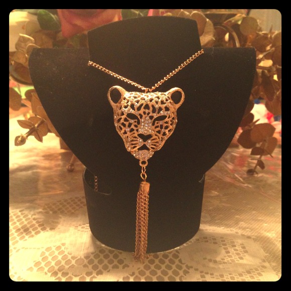 Jewelry - Gold Leopard Necklace