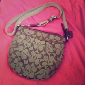 EUC Authentic Coach Crossbody Bag