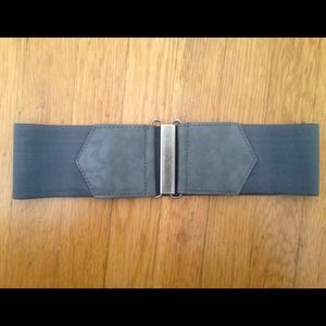 Gray waist belt