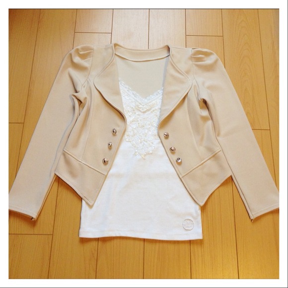 Jackets & Blazers - ❤SOLD in a bundle❤ Blazer