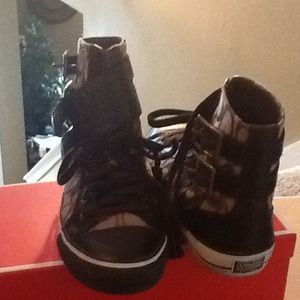 Coach high top tennis shoes