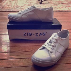 ❌REDUCED❌⚓White canvas boat shoes⛵