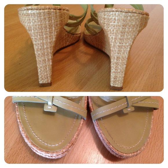 🚫Gifted🚫Ann Taylor wedges sz 9. Leather upper. - Picture 4 of 4